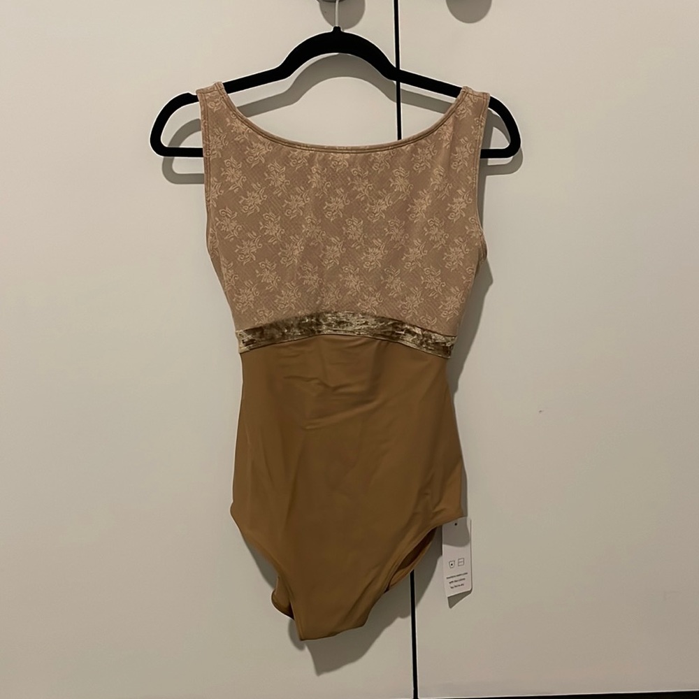 NWT ClassIn Brown Boat-Neck Ballet Leotard